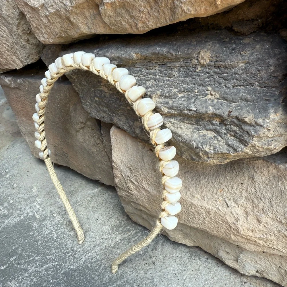 New🌟Anthropologie-Cream Stone Headband